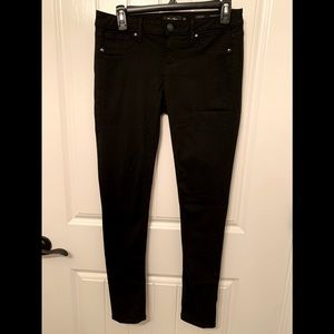 Miss Me Black Super Skinny Mid Rise stretch pants size 28